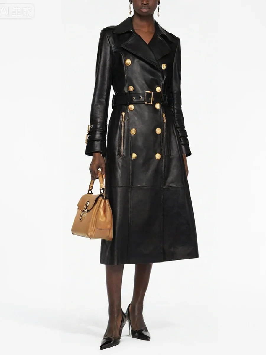 Schwarzer Kunstleder-Trenchcoat mit goldfarbenen Knöpfen – Schwarz